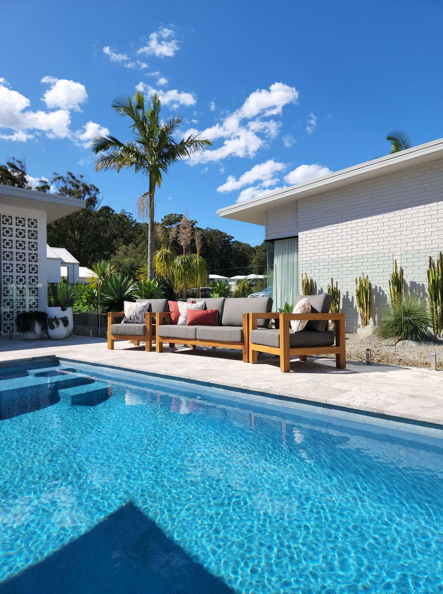 Captivating Tranquillity: Transform Your Outdoor Area into a Mediterranean-Inspired Retreat