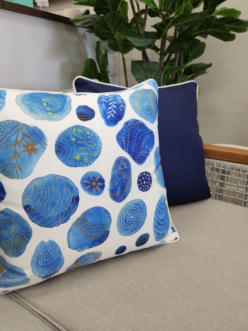 Bondi Solid Navy - 45 x 45 cm Piped Outdoor Cushion