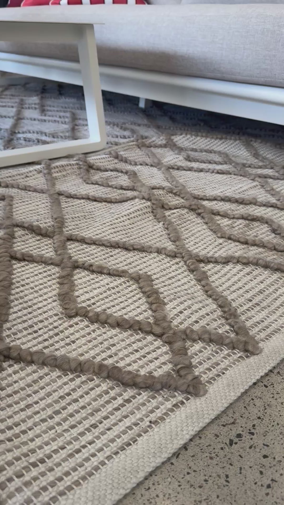 Portsea Country Road PET Yarn Rug - Non Slip - 200 x 300 cm