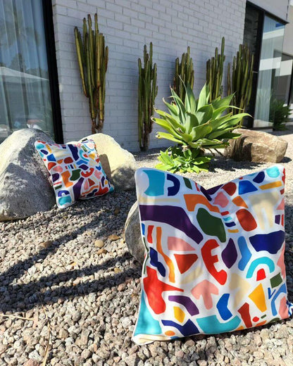 Bondi Palette - 45 x 45 cm Piped Cushion