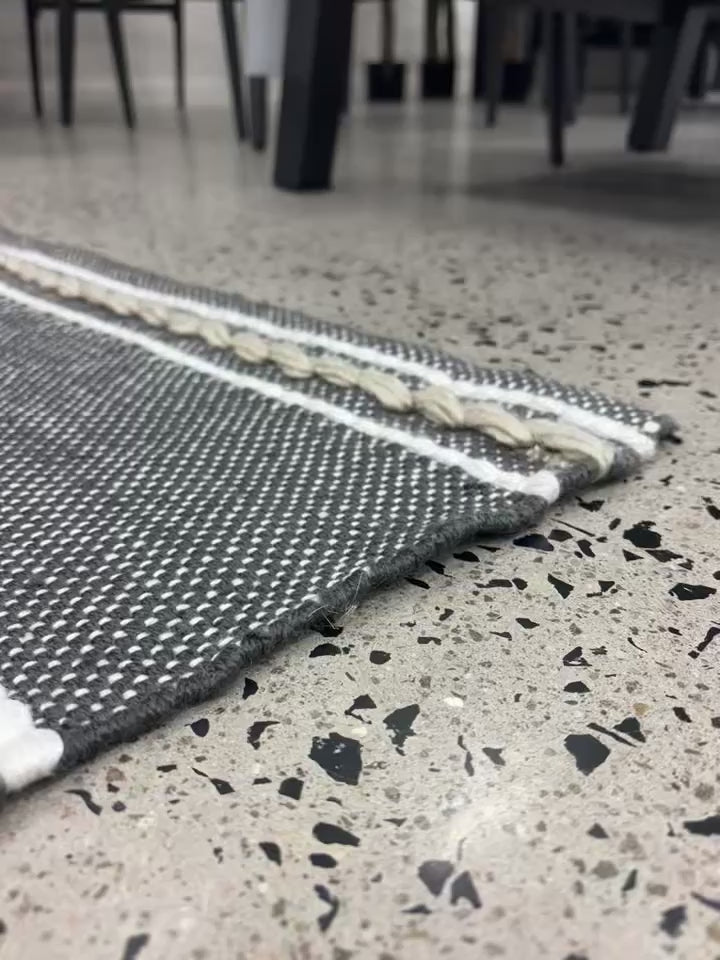 Load video: Portsea Urban PET Yarn Rug - 200 x 300 cm